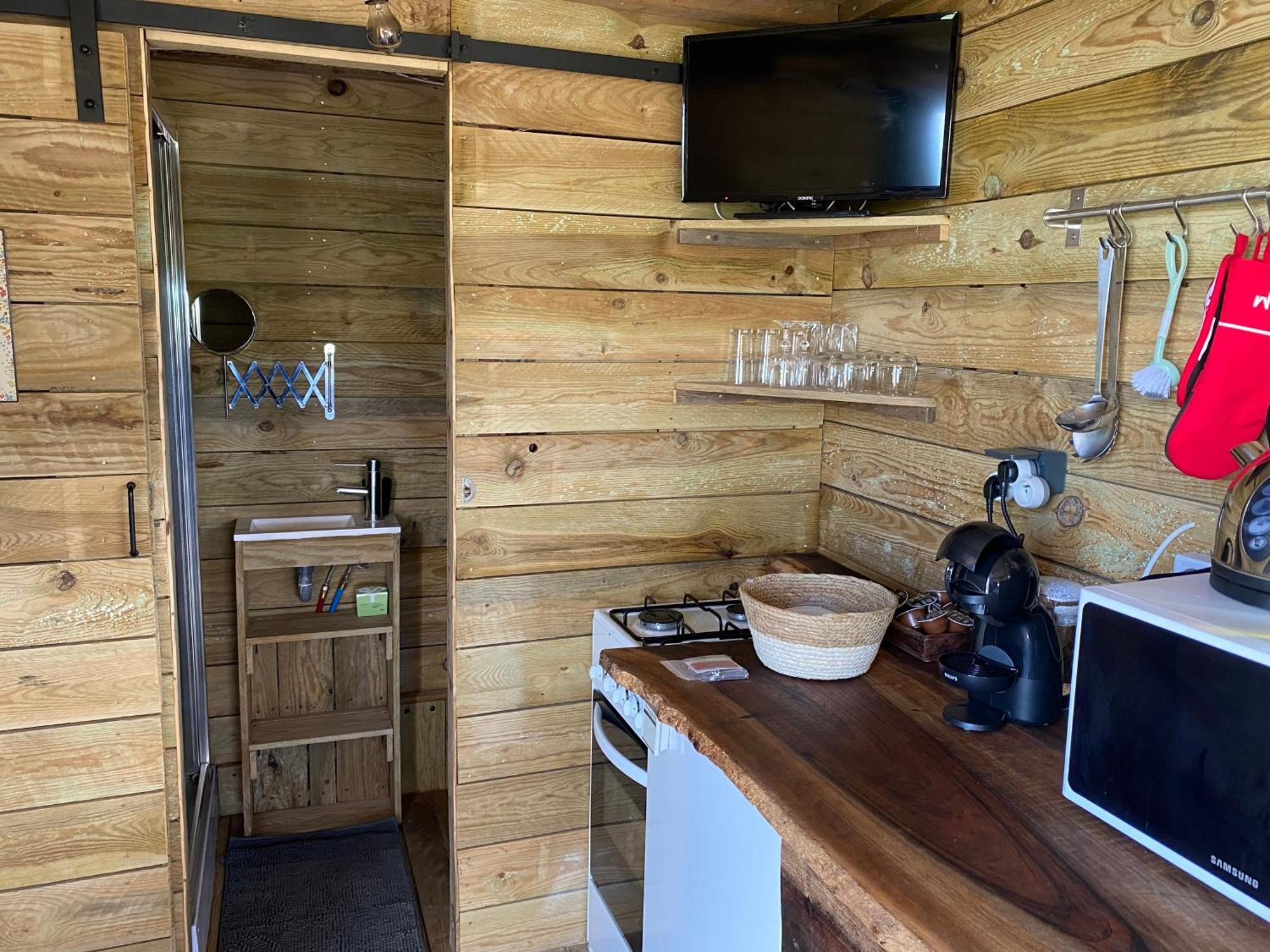 Digny Tiny Houseゲストハウス エクステリア 写真