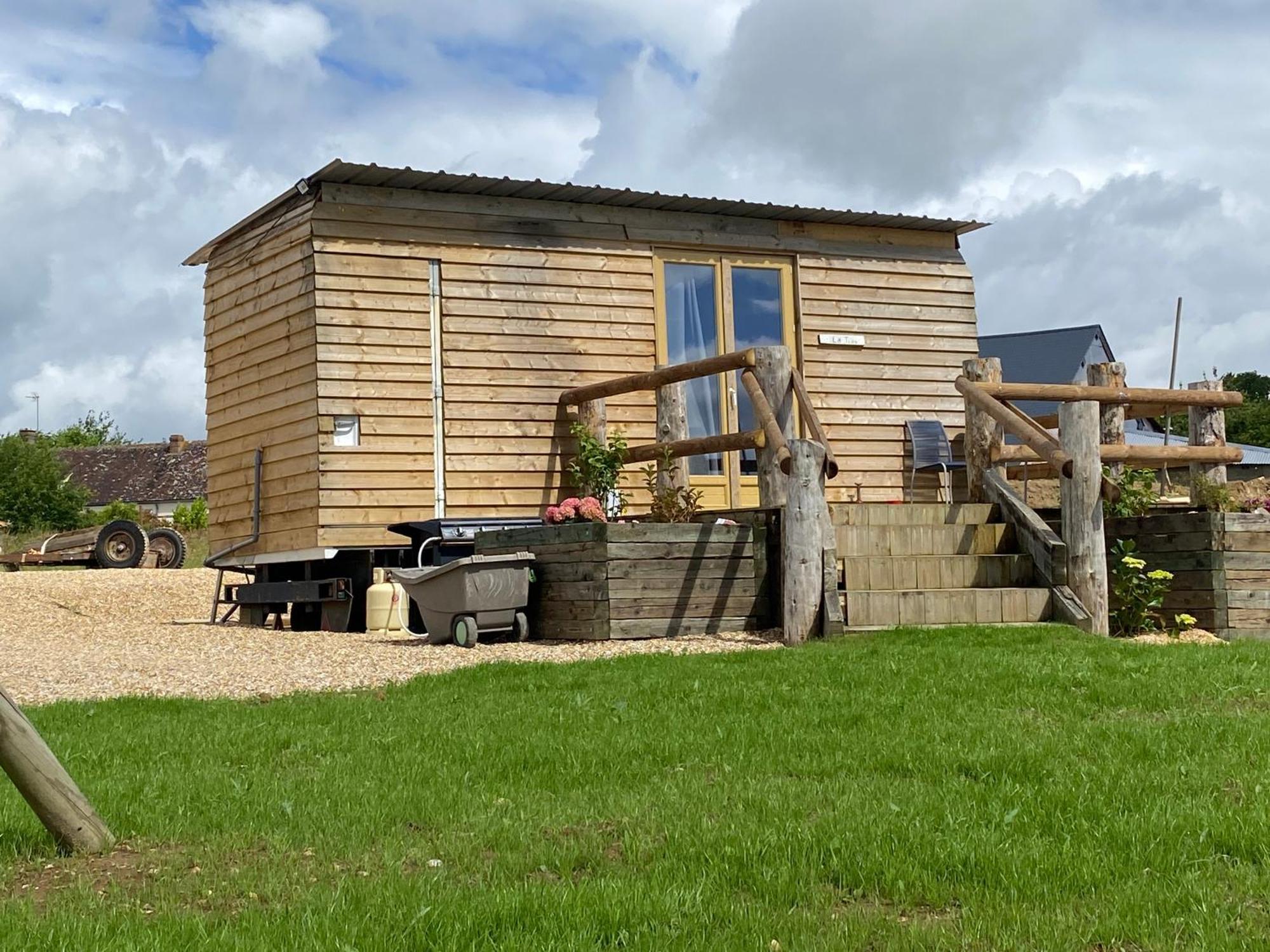Digny Tiny Houseゲストハウス エクステリア 写真