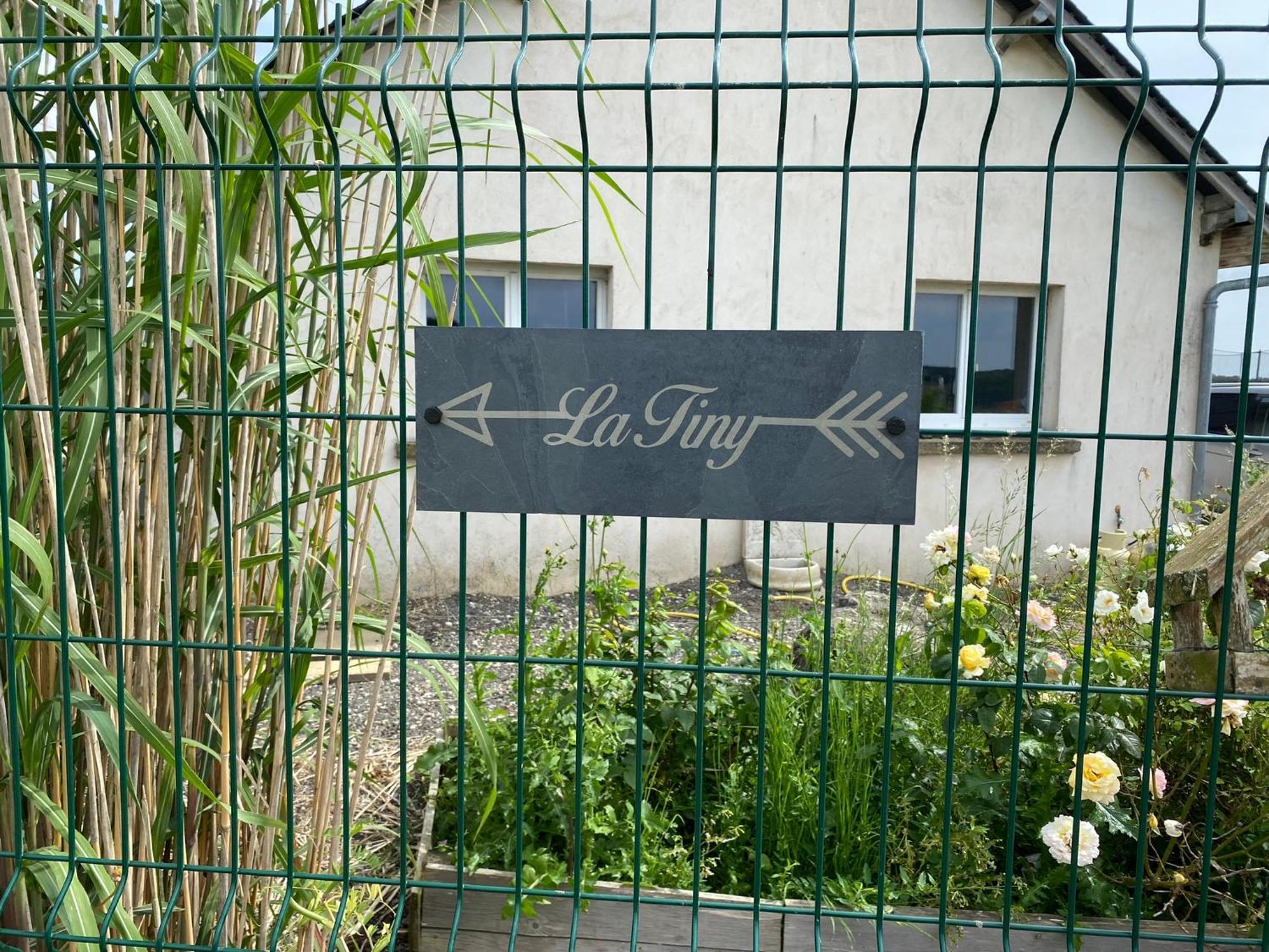 Digny Tiny Houseゲストハウス エクステリア 写真