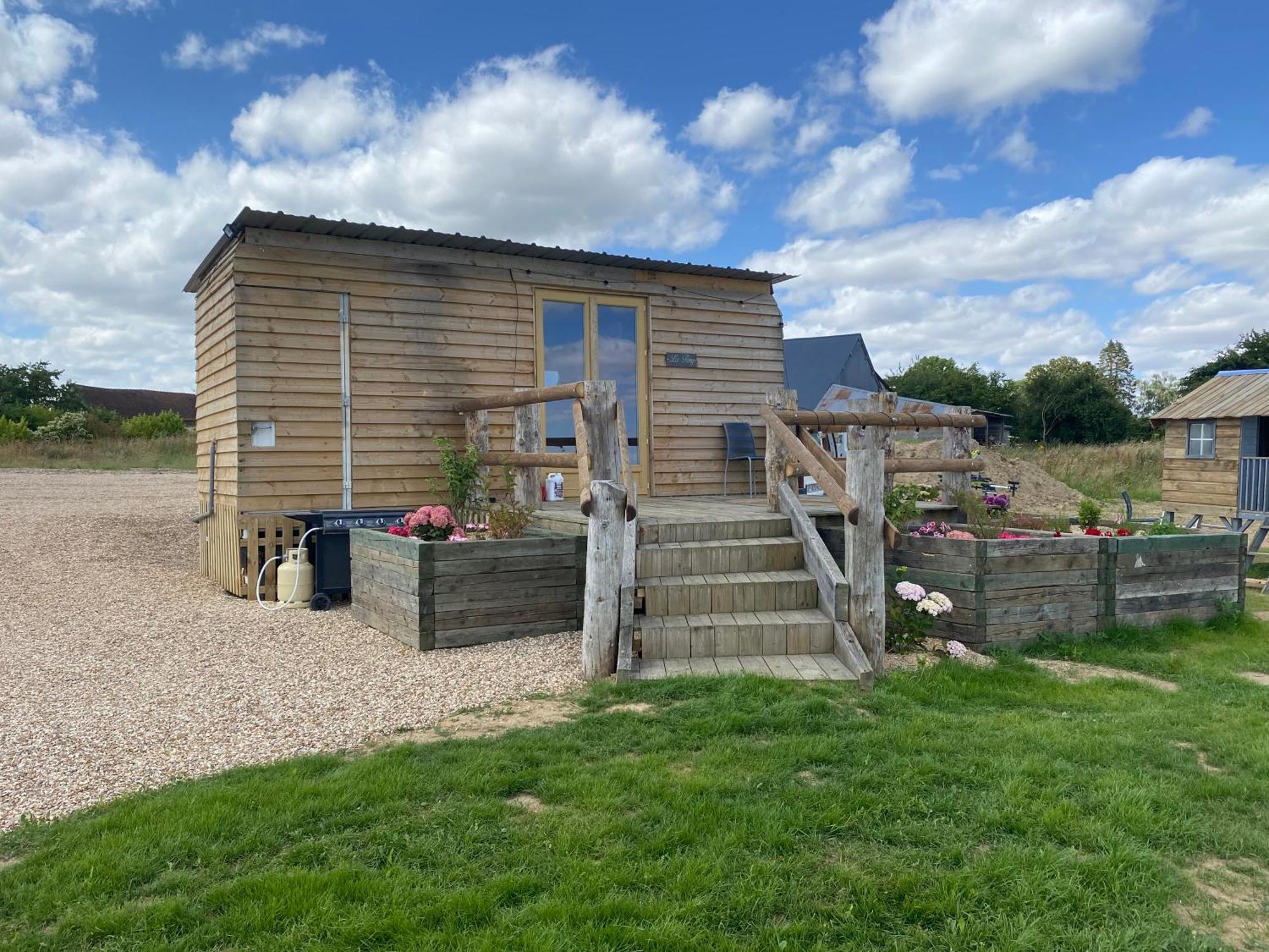 Digny Tiny Houseゲストハウス エクステリア 写真