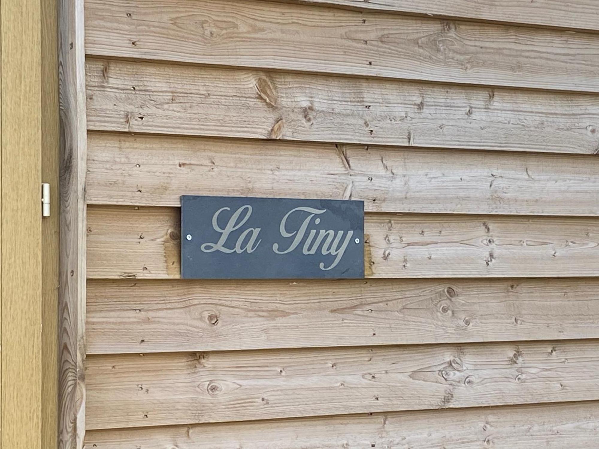 Digny Tiny Houseゲストハウス エクステリア 写真