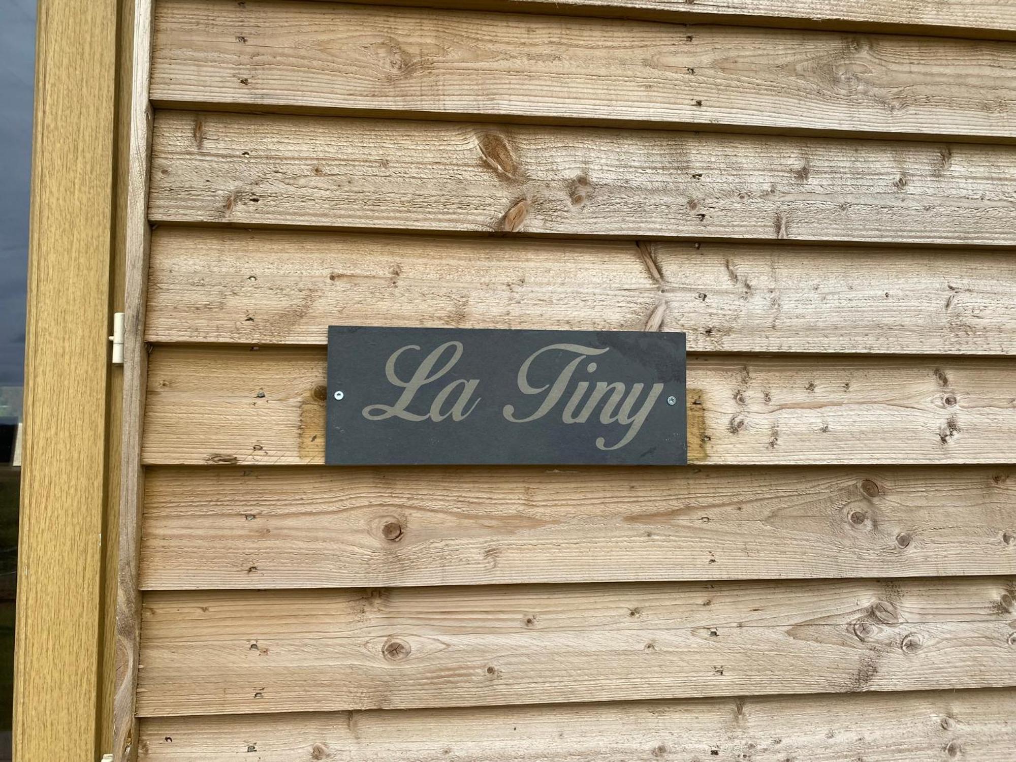 Digny Tiny Houseゲストハウス エクステリア 写真
